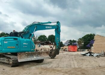 End of an Era: Bob Ingham’s Casula Mansion Demolition Begins