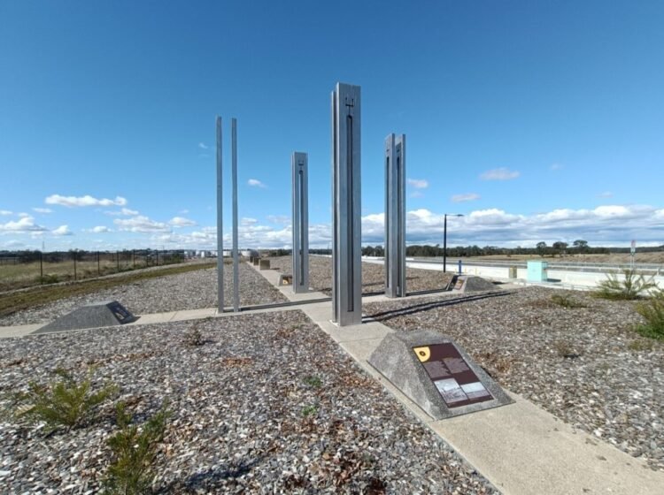 New M12 Motorway Celebrates History with Stunning Fleurs Monument